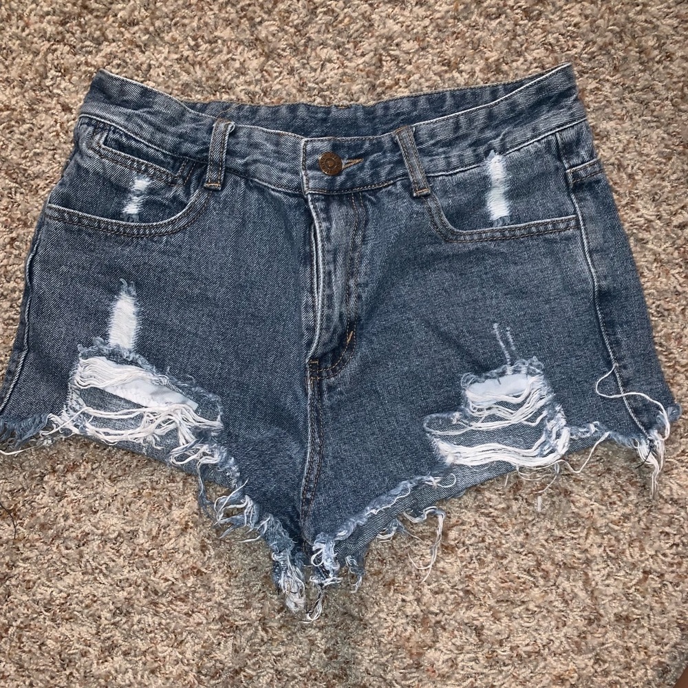 Distressed blue Jean shorts!